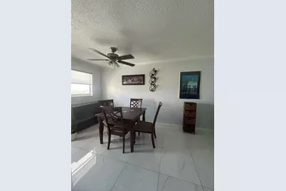 225 Bonnie Boulevard #405, Palm Springs, FL 33461 - Photo 4