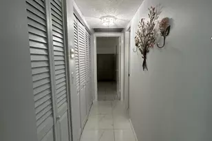 225 Bonnie Blvd, Palm Springs, FL 33461 - Photo 12