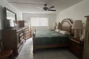 225 Bonnie Blvd, Palm Springs, FL 33461 - Photo 10