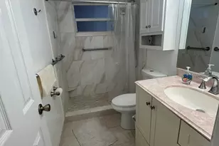 225 Bonnie Blvd, Palm Springs, FL 33461 - Photo 14