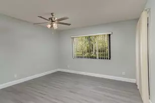 454 Lakeview Dr, Weston, FL 33326 - Photo 10