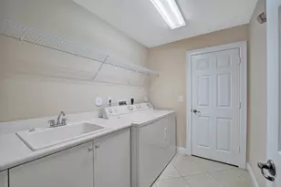 18062 SW 41st St, Miramar, FL 33029 - Photo 42