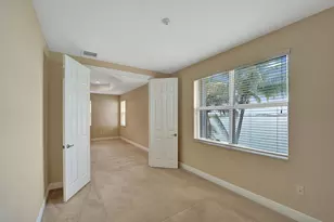 18062 SW 41st St, Miramar, FL 33029 - Photo 32
