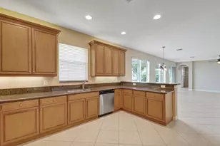 18062 SW 41st St, Miramar, FL 33029 - Photo 16
