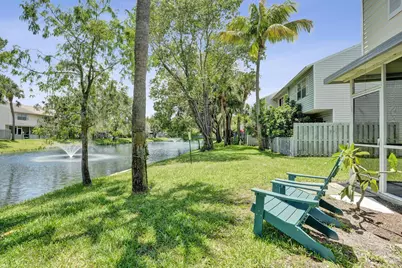 201 SW 3rd Street #201, Pompano Beach, FL 33060 - Photo 24