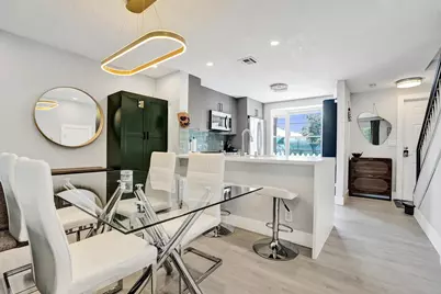 201 SW 3rd Street #201, Pompano Beach, FL 33060 - Photo 10