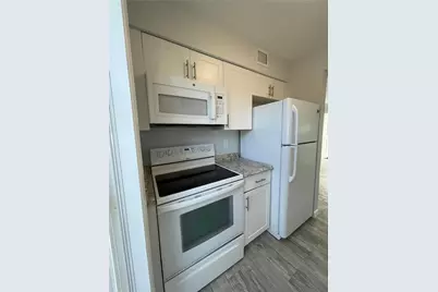 616 NE 11th Avenue, Pompano Beach, FL 33060 - Photo 10
