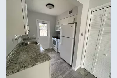 616 NE 11th Avenue, Pompano Beach, FL 33060 - Photo 4