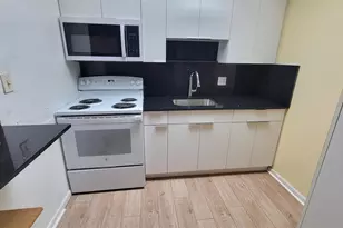 151 SW 135th Terrace, Pembroke Pines, FL 33027 - Photo 1