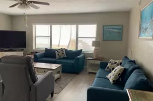 302 New Hampshire St, Hollywood, FL 33019 - Photo 2