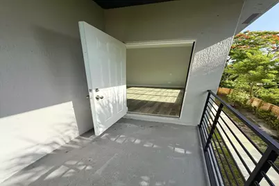 333 NW 41st Street #337, Oakland Park, FL 33309 - Photo 12