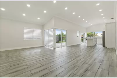 15037 Brighton Lane, Davie, FL 33331 - Photo 6