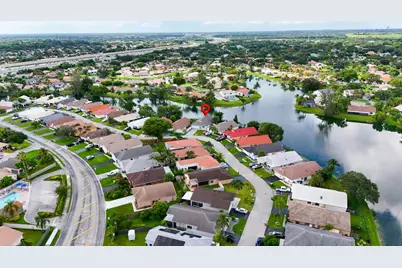 15037 Brighton Lane, Davie, FL 33331 - Photo 36
