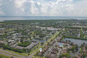 895 N Village Dr N, Saint Petersburg, FL 33716 - Photo 46