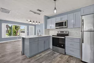 2811 NE 9th Terrace, Pompano Beach, FL 33064 - Photo 10