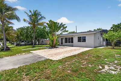 2811 NE 9th Terrace, Pompano Beach, FL 33064 - Photo 4