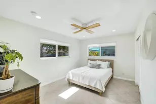 4521 NE 2nd Ave, Oakland Park, FL 33334 - Photo 20