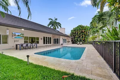 10630 Boca Woods Lane, Boca Raton, FL 33428 - Photo 16