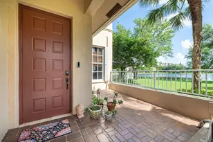 3501 Lakeside Dr, Davie, FL 33328 - Photo 4