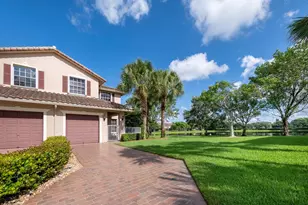 3501 Lakeside Dr, Davie, FL 33328 - Photo 2