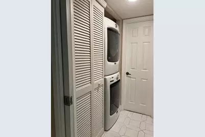 3800 Oaks Clubhouse Drive #112, Pompano Beach, FL 33069 - Photo 12