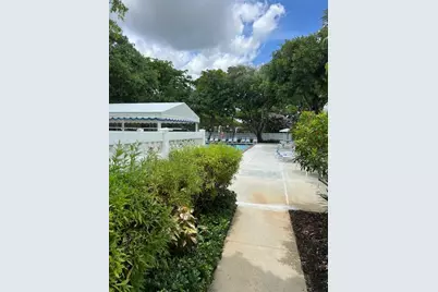 3800 Oaks Clubhouse Drive #112, Pompano Beach, FL 33069 - Photo 28
