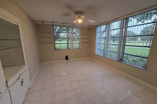 3800 Oaks Clubhouse Dr, Pompano Beach, FL 33069 - Photo 12