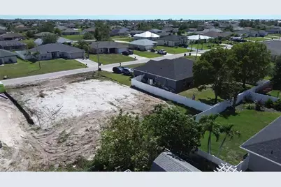 2713 NW 5th Terrace, Cape Coral, FL 33993 - Photo 2