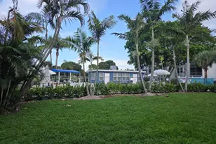 9441 Evergreen Pl, Davie, FL 33324 - Photo 38