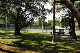 9441 Evergreen Pl, Davie, FL 33324 - Photo 44