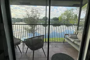 9878 Nob Hill Ct, Sunrise, FL 33351 - Photo 6