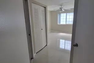 1400 Crestwood Ct S, Royal Palm Beach, FL 33411 - Photo 8