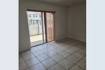 9187 Fontainebleau Boulevard #419, Miami, FL 33172 - Photo 16