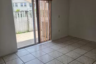 9187 Fontainebleau Blvd, Miami, FL 33172 - Photo 16