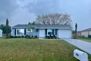 2030 SE Watercrest St, Port Saint Lucie, FL 34984 - Photo 2