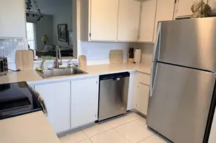 7146 Huntington Ln, Delray Beach, FL 33446 - Photo 2