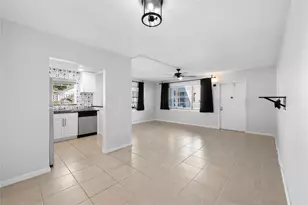 28 Prescott B, Deerfield Beach, FL 33442 - Photo 6