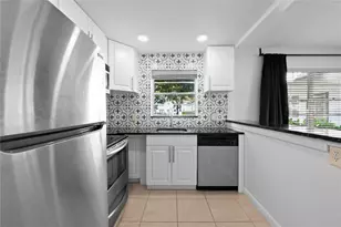 28 Prescott B, Deerfield Beach, FL 33442 - Photo 2