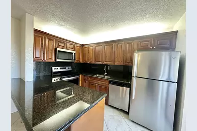 251 Lake Arbor Drive, Palm Springs, FL 33461 - Photo 10