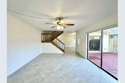 251 Lake Arbor Drive, Palm Springs, FL 33461 - Photo 24