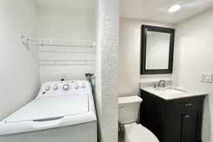 251 Lake Arbor Dr, Palm Springs, FL 33461 - Photo 20