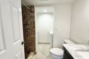 251 Lake Arbor Dr, Palm Springs, FL 33461 - Photo 18