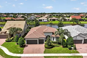604 SE Monteiro Dr, Port Saint Lucie, FL 34984 - Photo 2