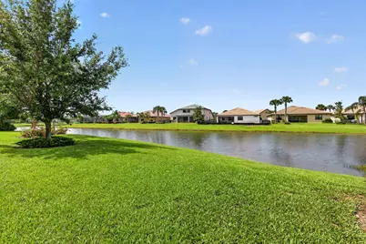 604 SE Monteiro Drive, Port Saint Lucie, FL 34984 - Photo 16