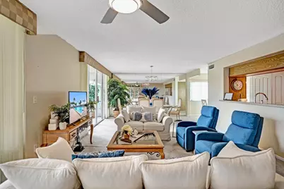 107 Half Moon Circle #H1, Hypoluxo, FL 33462 - Photo 18