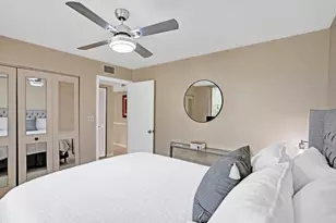 107 Half Moon Cir, Hypoluxo, FL 33462 - Photo 38