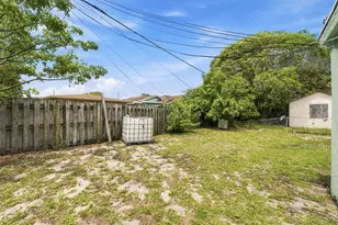 166 SW 3rd St, Deerfield Beach, FL 33441 - Photo 12