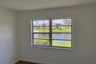 1531 SE Royal Green Cir, Port Saint Lucie, FL 34952 - Photo 8
