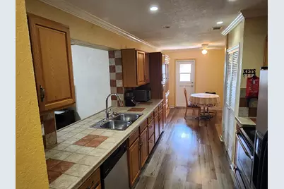 3654 NW 27th Street, Lauderdale Lakes, FL 33311 - Photo 10