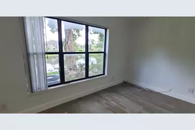 3959 NW 87th Avenue, Sunrise, FL 33351 - Photo 2